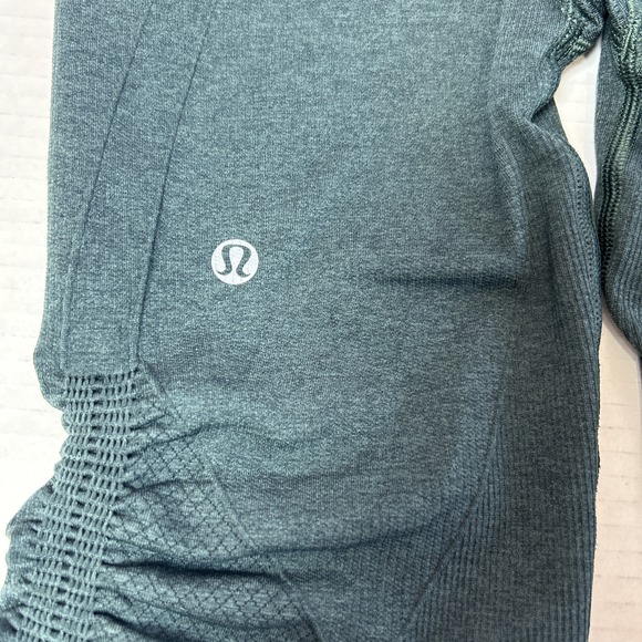 Lululemon In the Flow Crop Pant Green Size 4 NO TAG Preowned - Picture 2 of 11